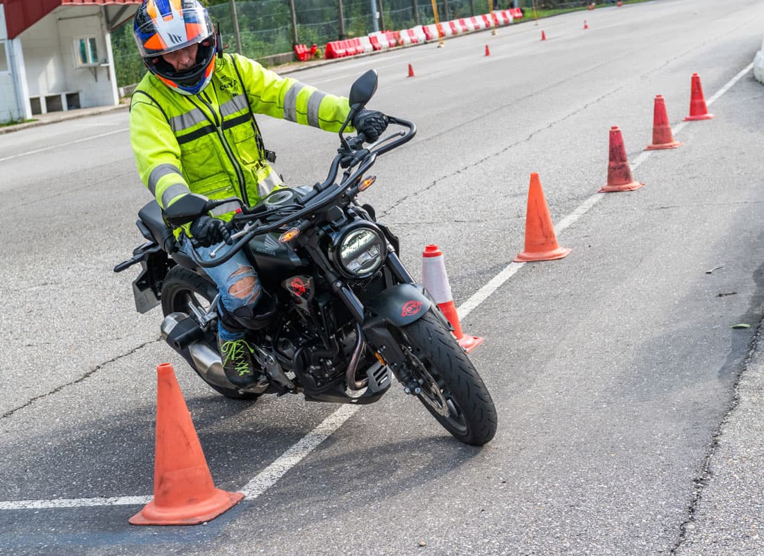 Carnet de moto a2 en Vigo